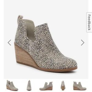 Tom’s Kallie Wedge Bootie